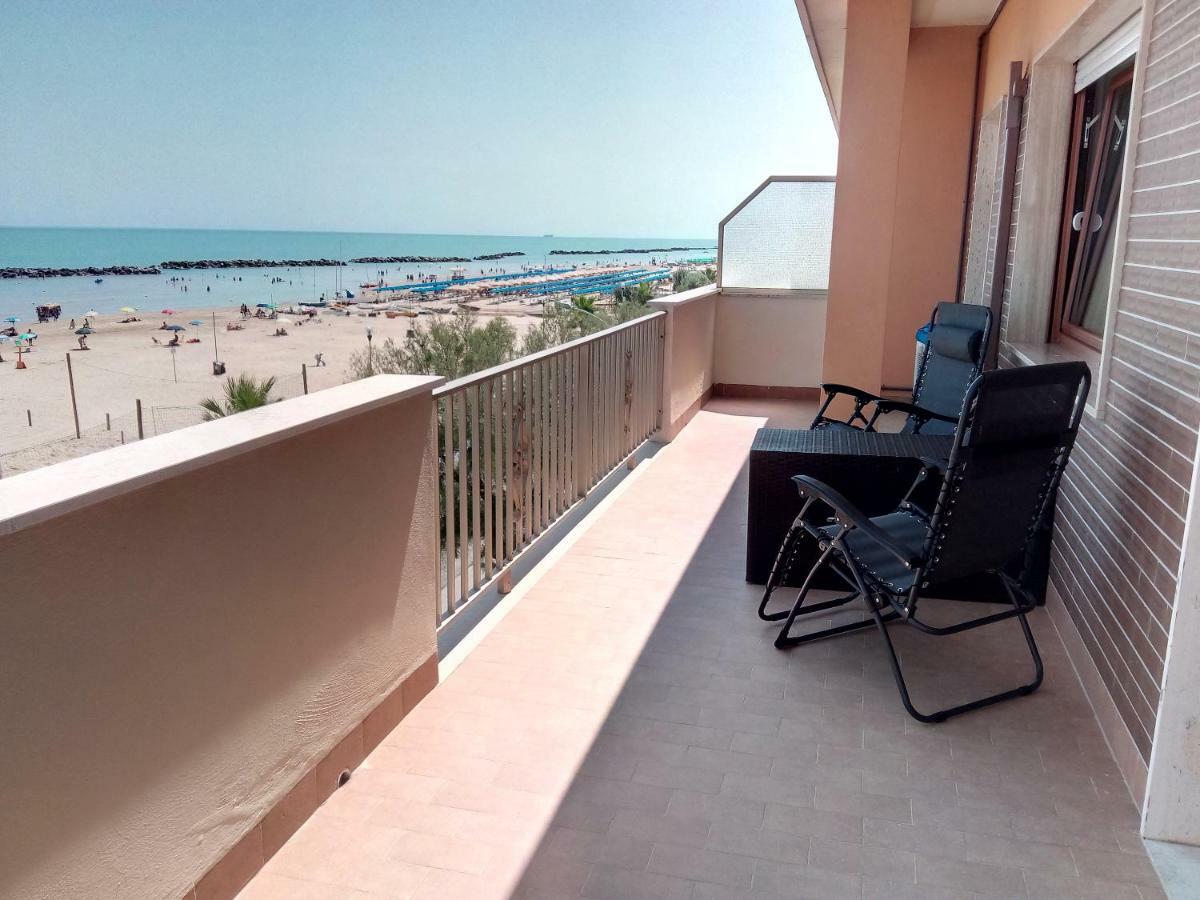 Appartamento Alba Rosa Francavilla Al Mare Exterior photo